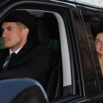 What features should a limo passenger app have?